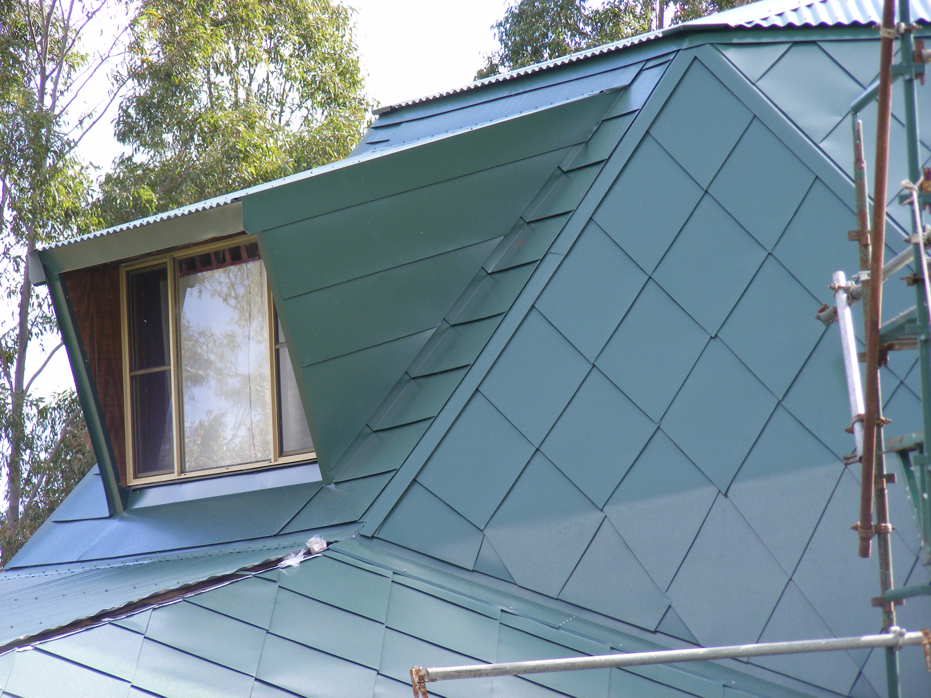 CA Metals - Quality metal roofing work